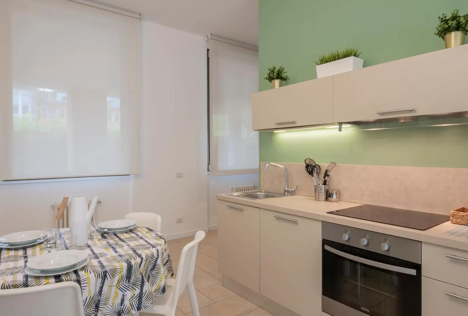 Apartment Youhosty - Via Savona 70 Milan