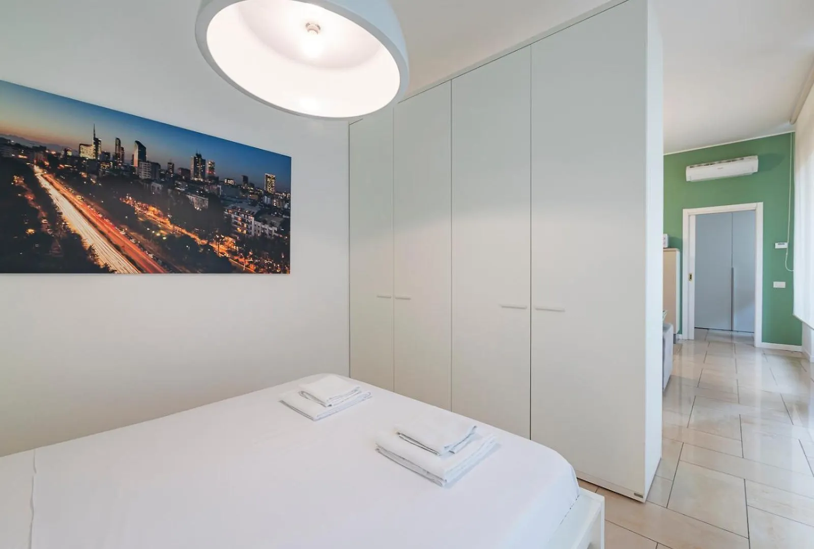 Youhosty - Via Savona 70 Milaan